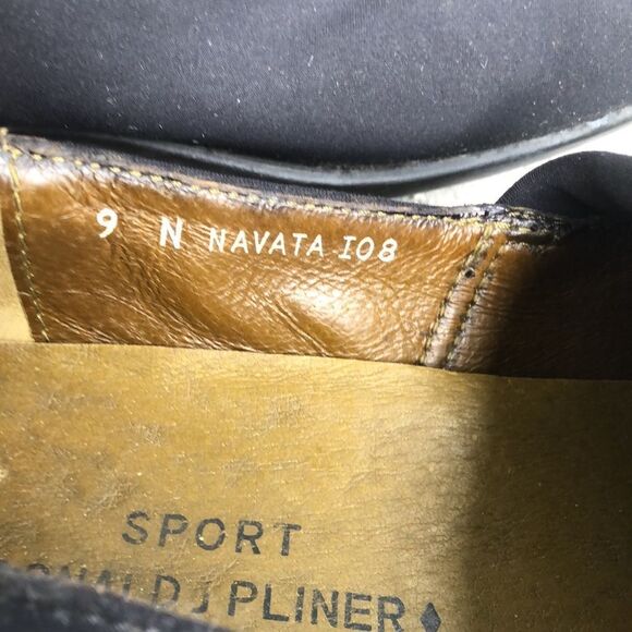Donald Pliner Navata slip ons - Picture 8 of 10